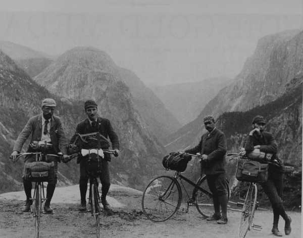 bikepacking in 1890