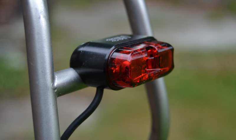 son achterlicht v 10mm
buis